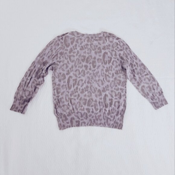 Banana Republic Petite- Cool Lavender Grey Cheetah Print Pullover Sweater - Picture 3 of 10